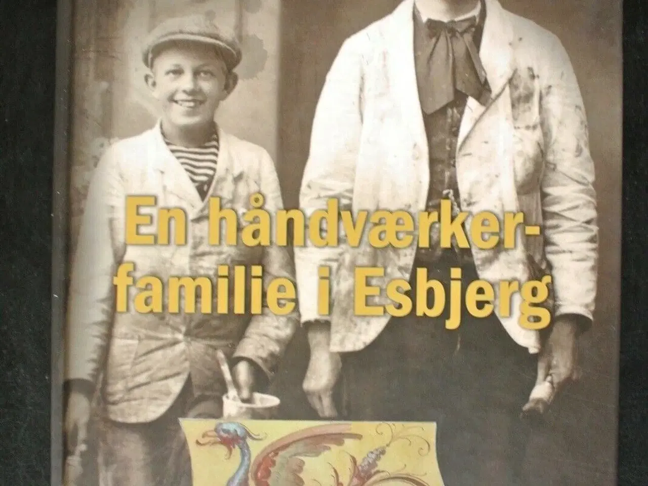 Billede 1 - en håndværkerfamilie i esbjerg - familien broch, a