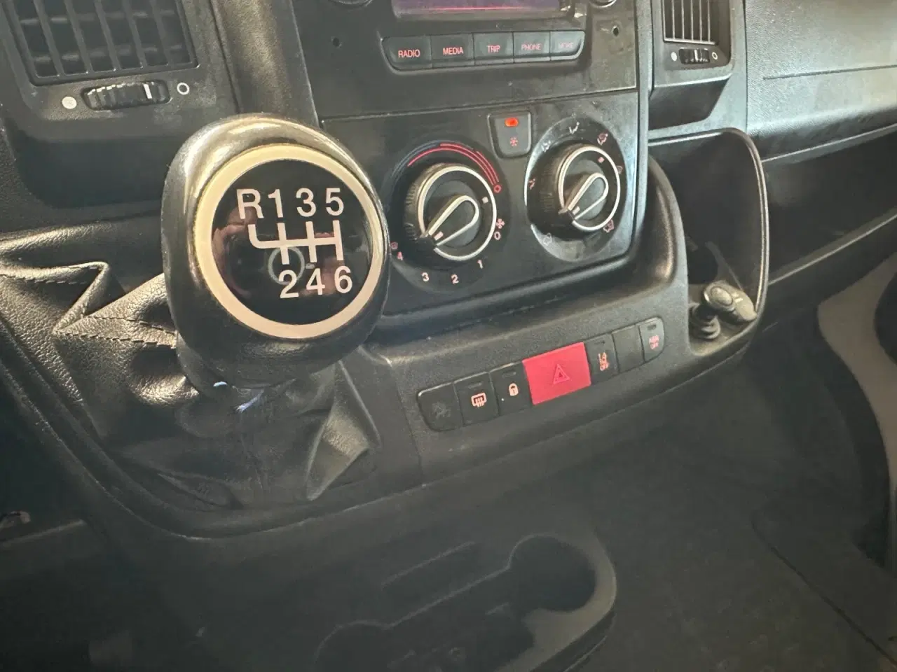 Billede 11 - Fiat Ducato 35 2,3 MJT 140 Kassevogn L3H2 Pro+