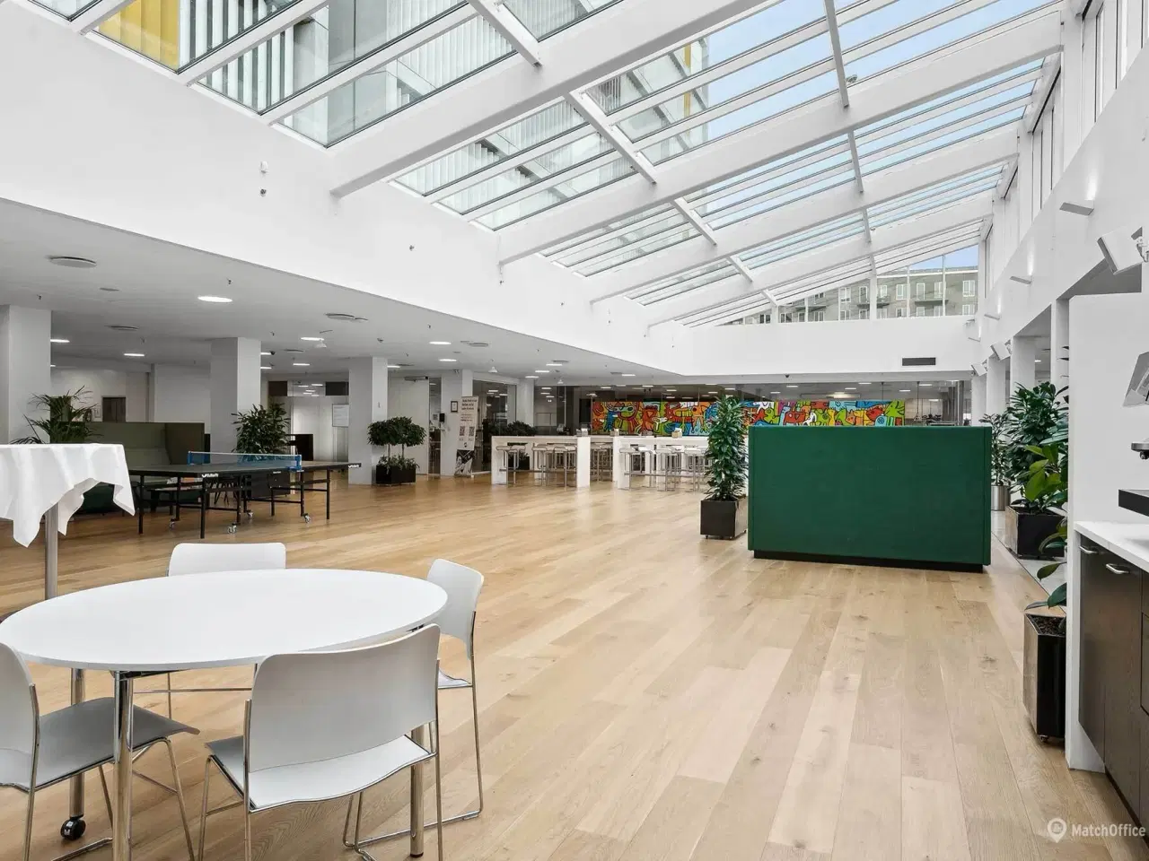 Billede 8 - 142 m2 lyst kontorlejemål i Søborg Tower - bemandet reception. kantine og fri parkering.