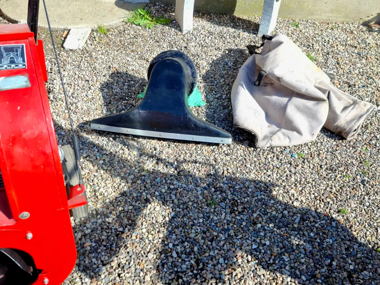 Billede 4 - TORO LØVSUGER 