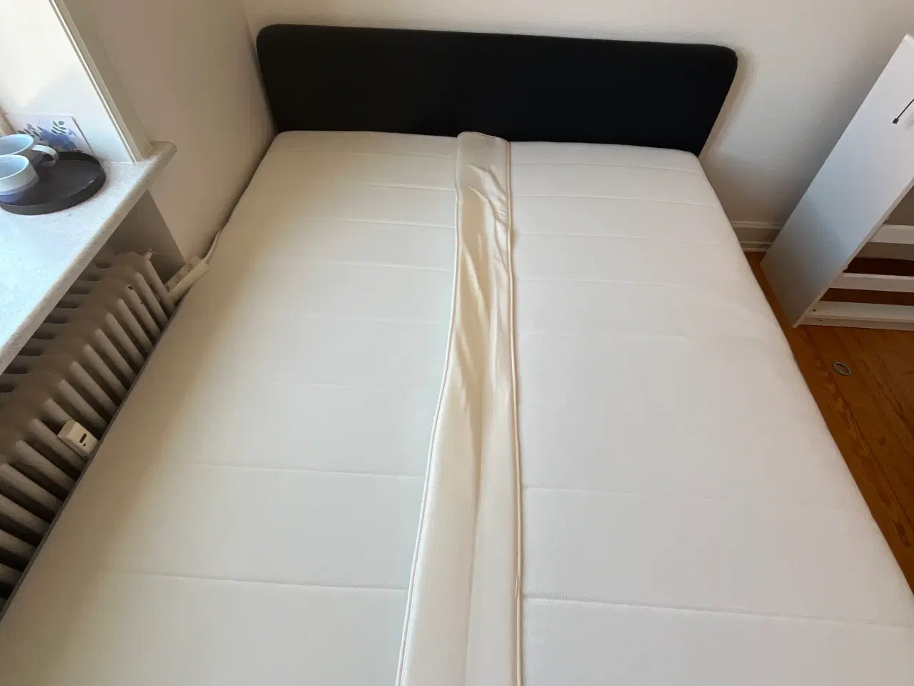 Billede 7 - Seng 160 x 200 (sengeramme + madrasser)