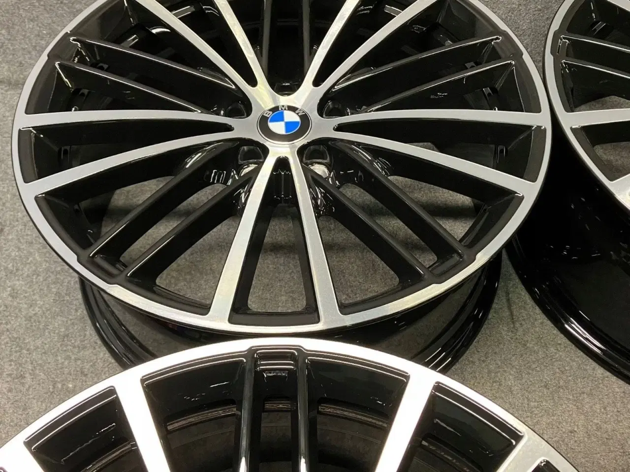 Billede 2 - ALUFÆLGE BMW 5 G30 G31 635 19"