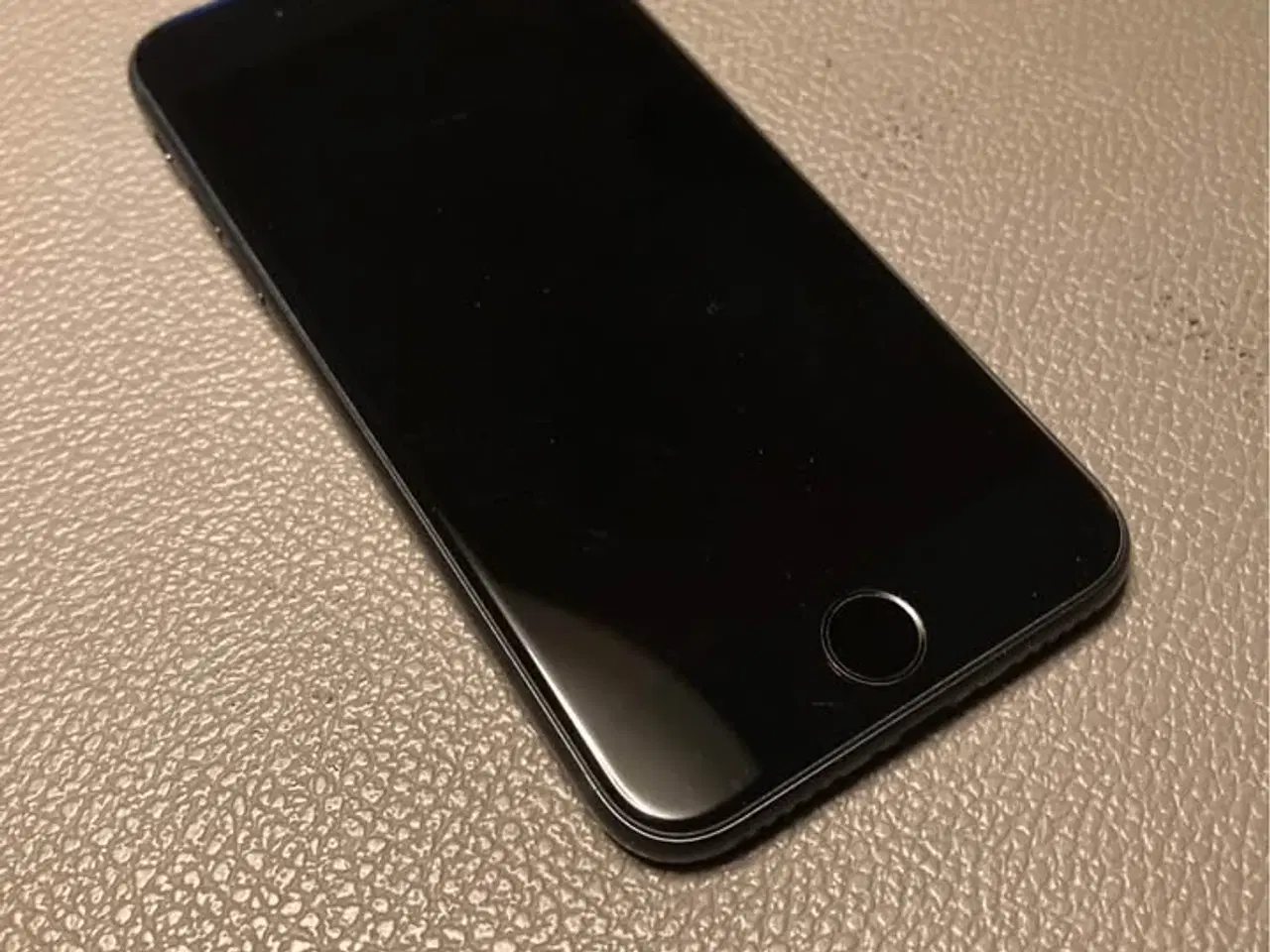 Billede 1 - iPhone SE 2022 3. gen