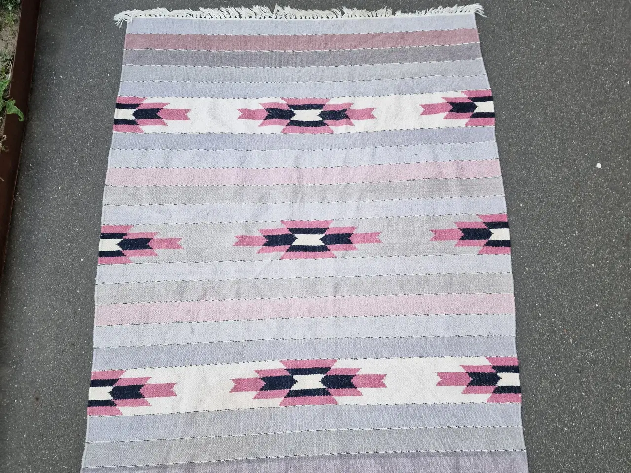 Billede 5 - Håndvævet kelim tæppe.