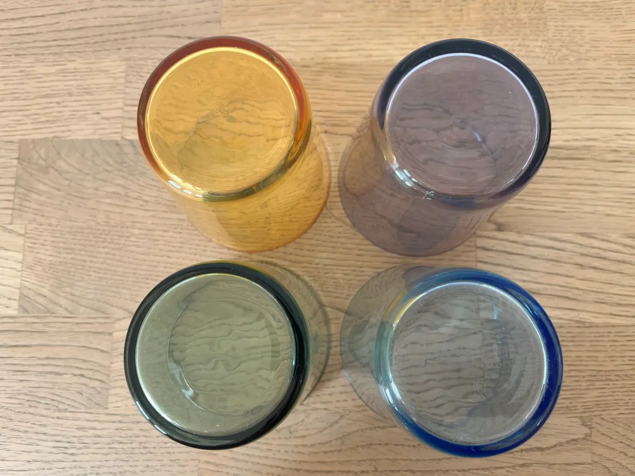 Billede 2 - Kulørte drikkeglas = 7 kr./stk.