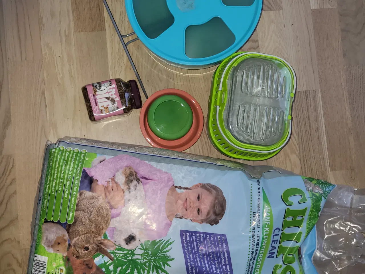 Billede 9 - Kæledyrstilbehør sælges