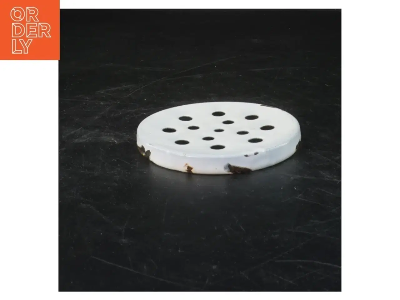 Billede 3 - Rund hvid emaljefad med perforeret indsats (str. Ø 14 cm)