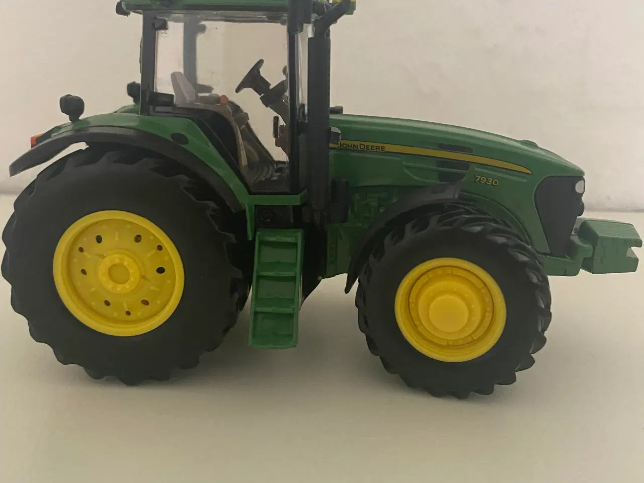 Billede 2 - Modeltraktor John Deere 7930 ERTL