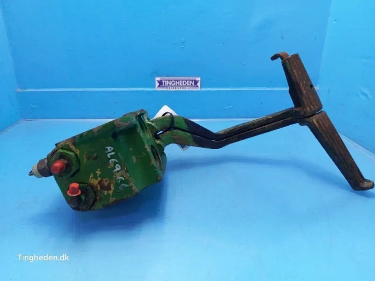 Billede 21 - John Deere 2040 Bremseventil AR53494