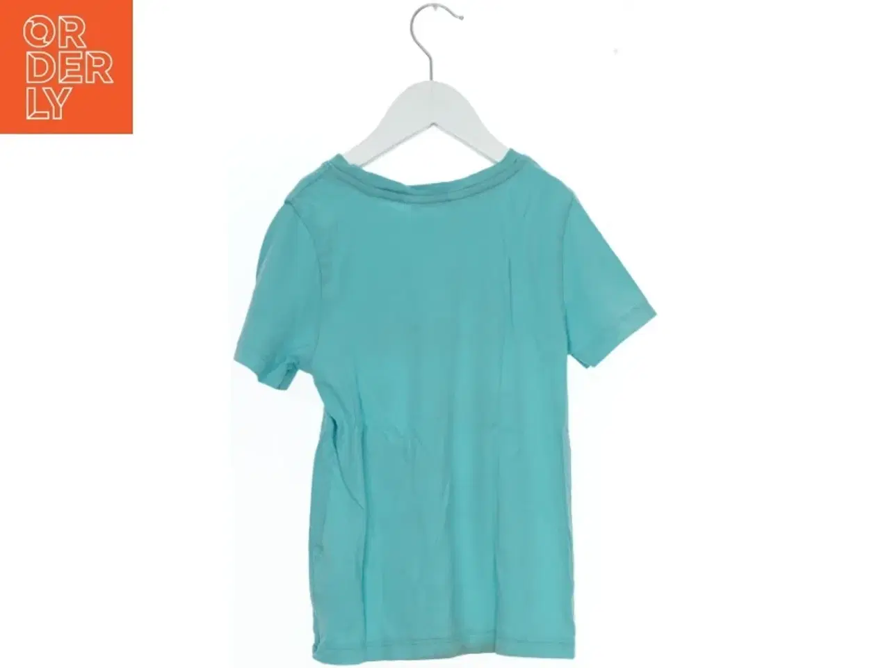 Billede 2 - Blå T-shirt med hajmotiv fra H&M (str. 122)