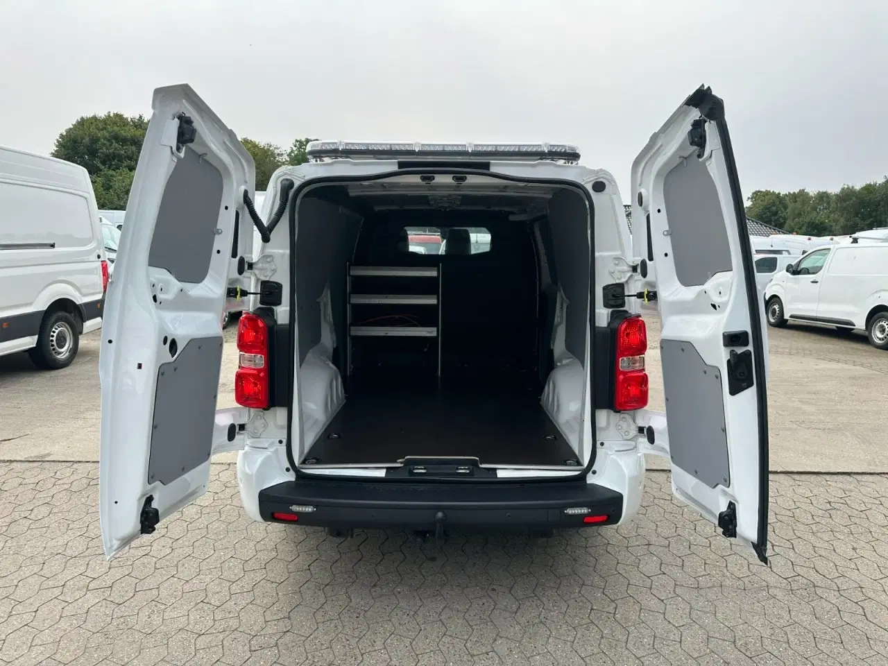 Billede 10 - Peugeot e-Expert 75 L3 Ultimate Van