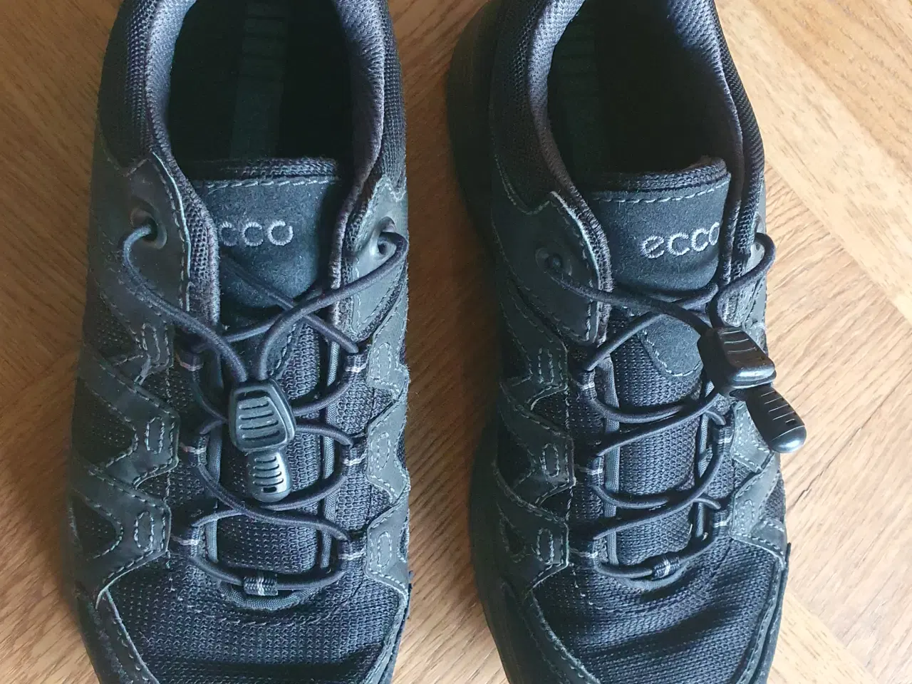Billede 1 - Lækker fritidssko ecco str. 36.