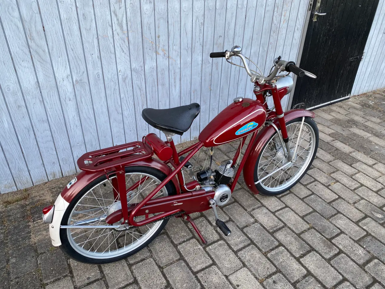 Billede 3 - Express knallert