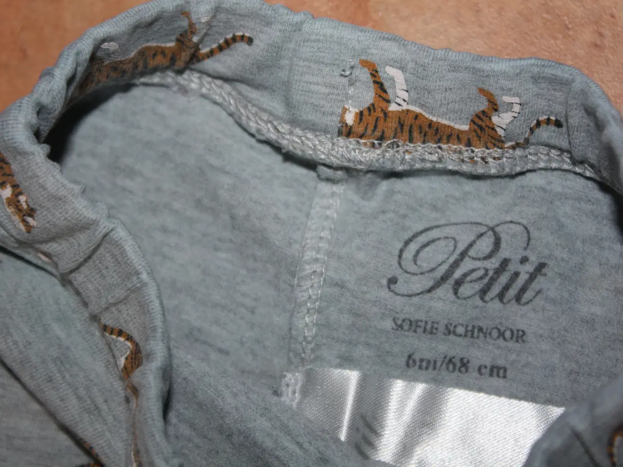 Billede 4 - Petit by Sofie Schnoor leggings str. 68