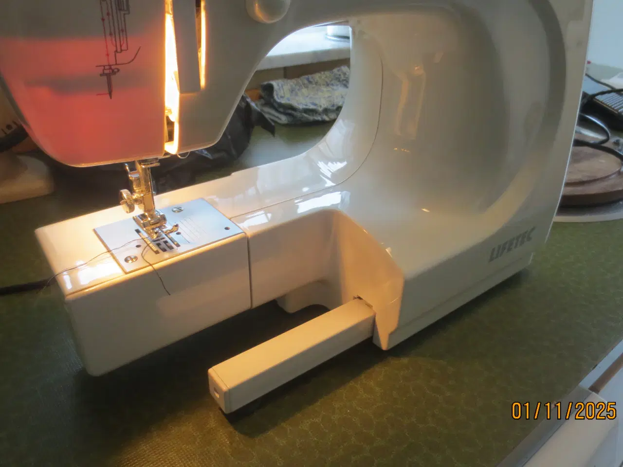 Billede 5 - 1 stk Lifetec Model LT 8709 Friarmssymaskine 