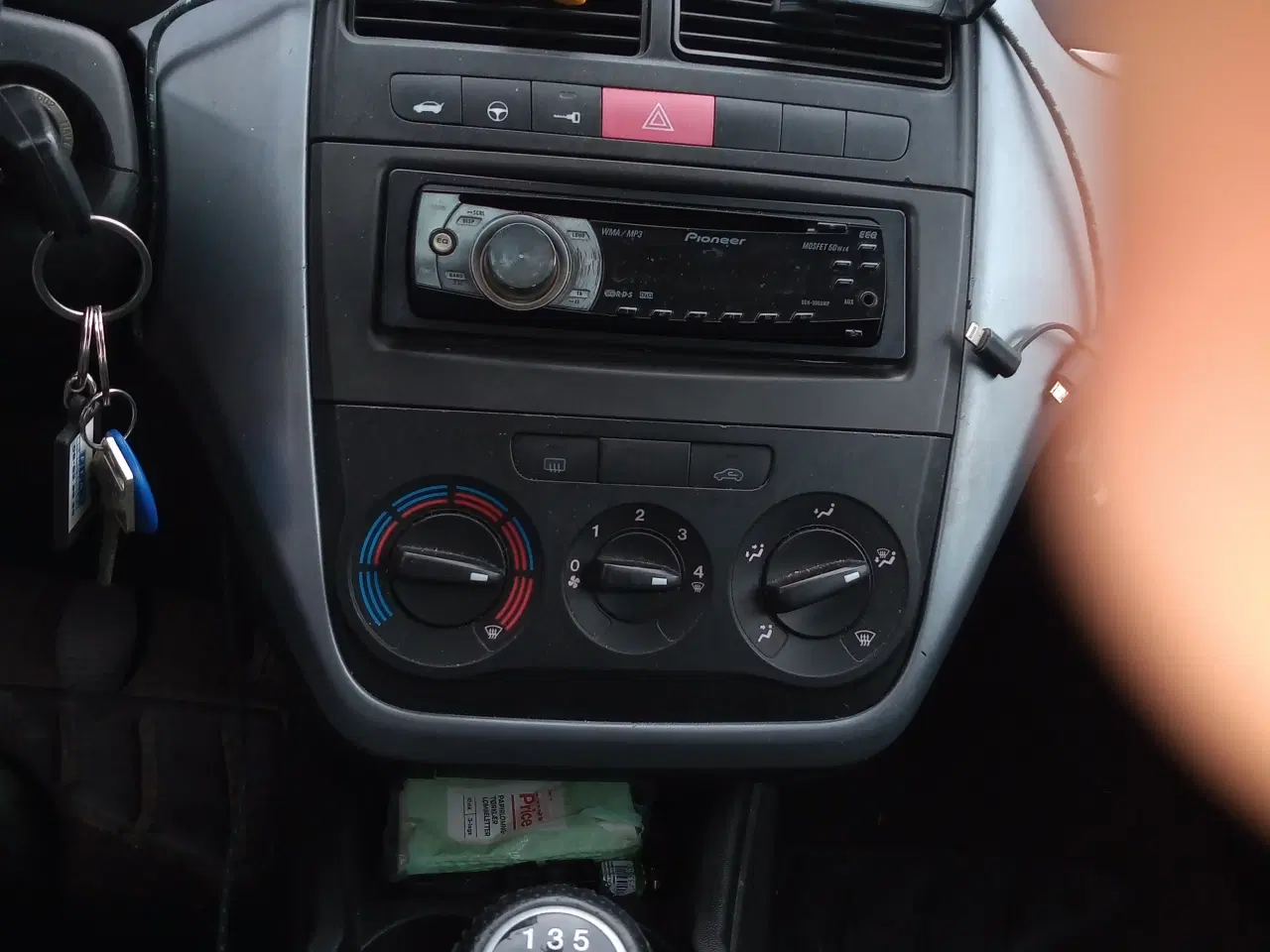 Billede 1 - Fiat Grande punto 2006 M/ syn og plader