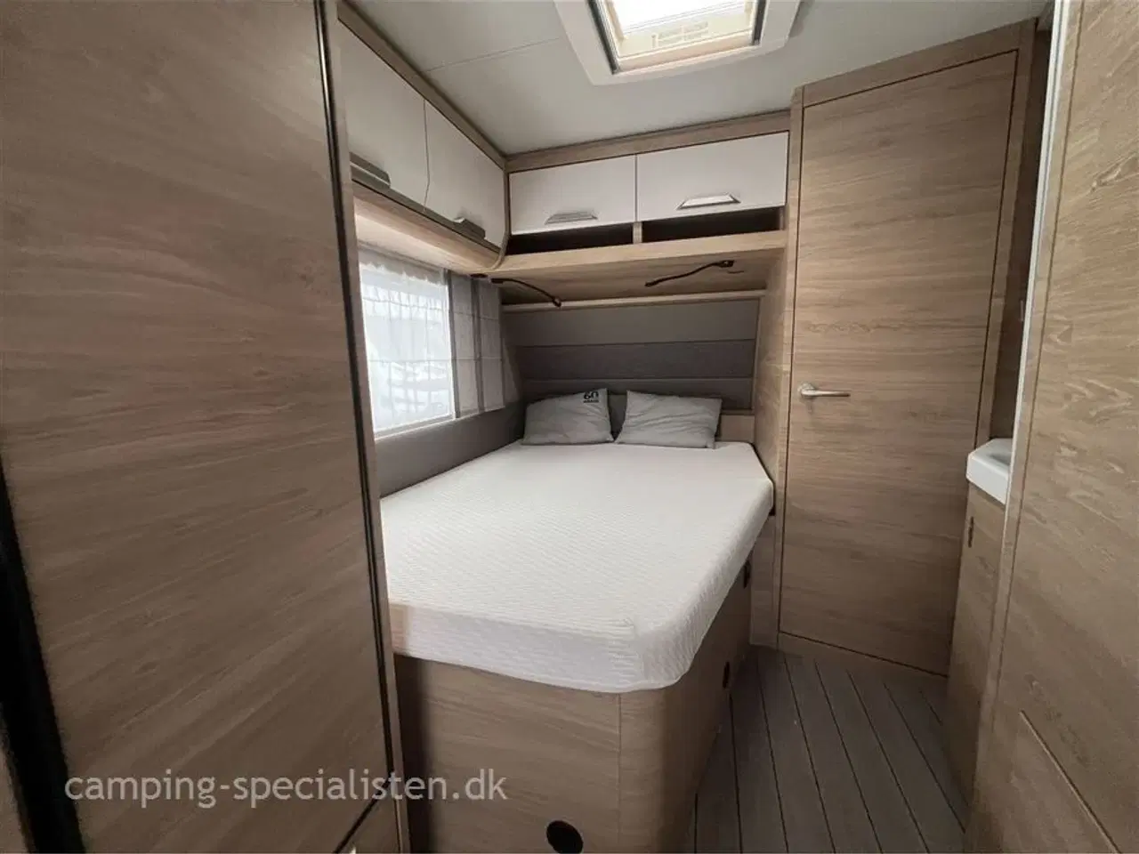 Billede 4 - 2022 - Knaus Südwind 500 FU "60 Years Celebration"   Knaus Südwind 500 FU 60 Years Celebration 2022 - Se den nu hos Camping-Specialisten.dk