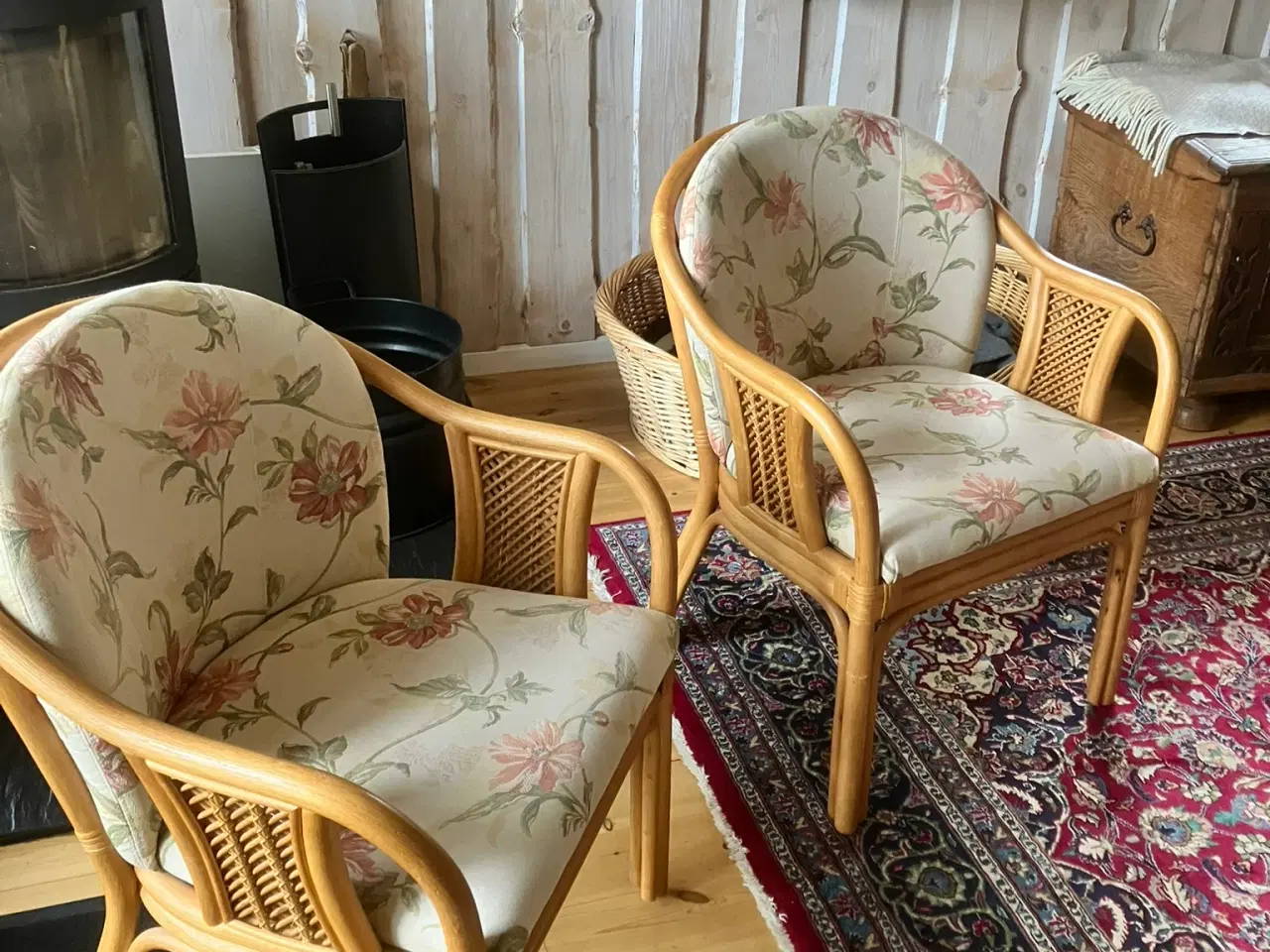 Billede 1 - Kurvestole med hynder