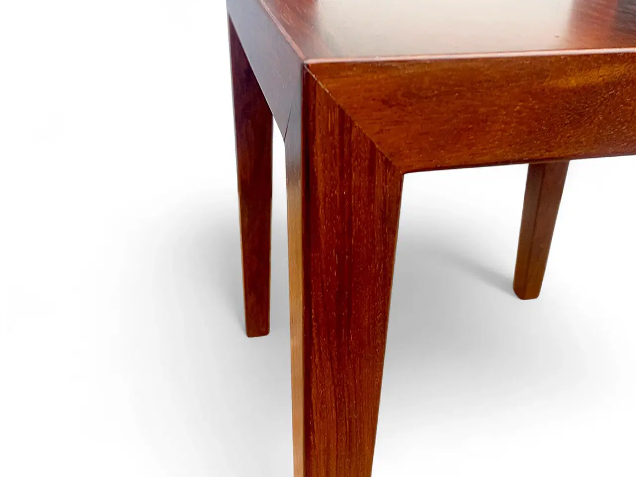 Billede 3 - Lille kvadratisk palisanderbord