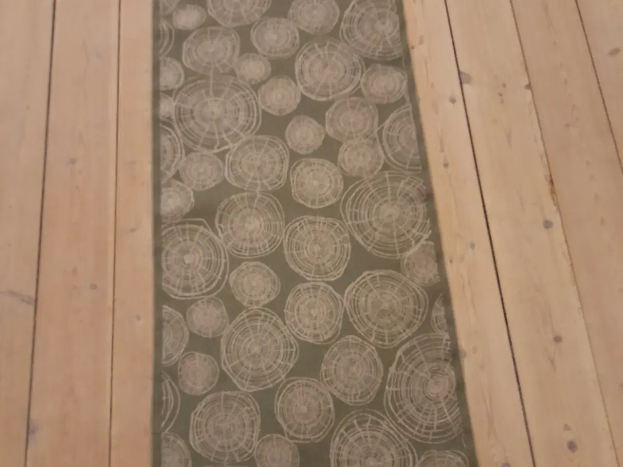 Billede 1 - Vævet olivengrøn hørløber fra Hørhuset i Lønstrup