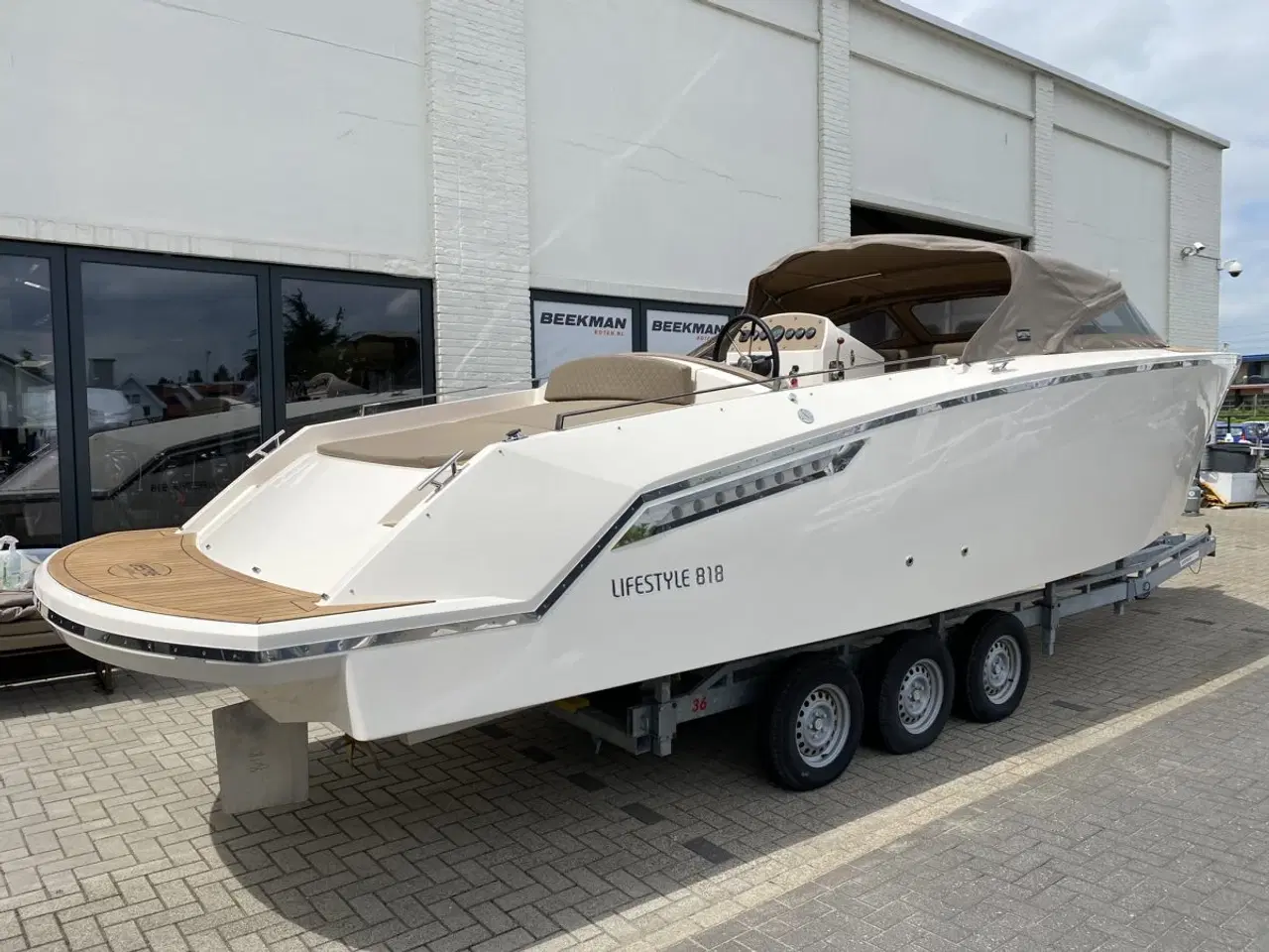 Billede 12 - NY LIFESTYLE 818 DIESEL SUPER TENDER