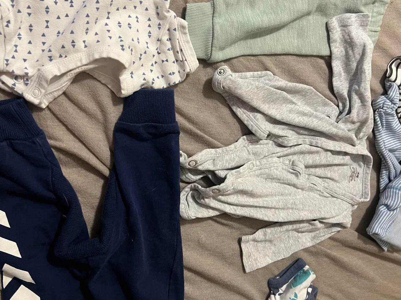 Billede 5 - Babytøj str 56