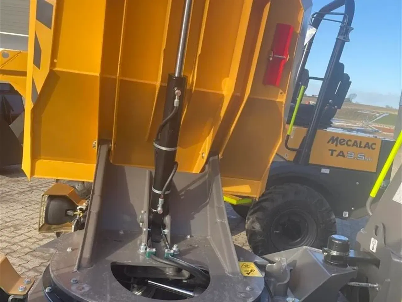 Billede 3 - Mecalac Ta 3.5 seh Knækstyret og med drejelad