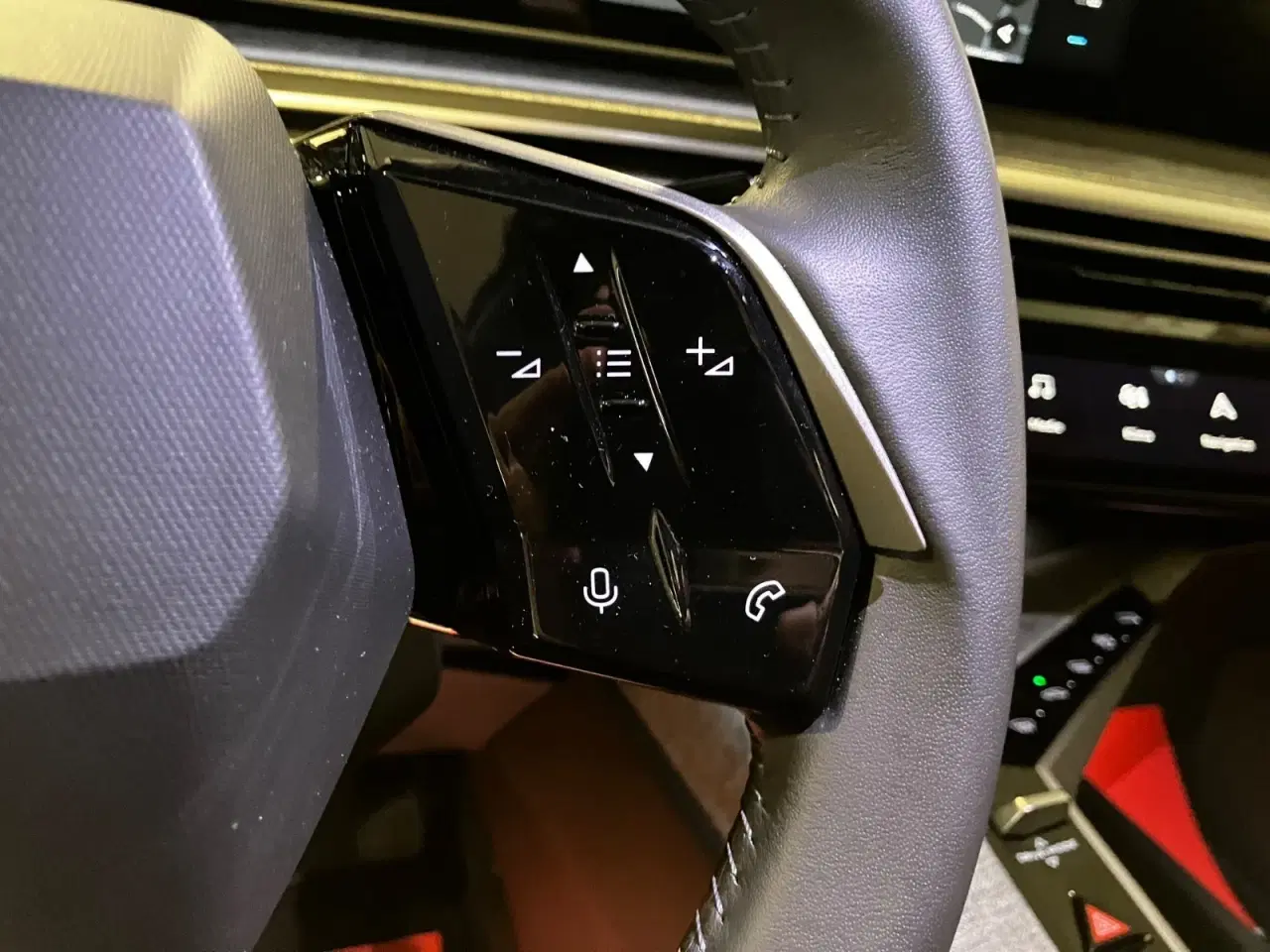 Billede 12 - Peugeot e-5008 77 Allure 7prs