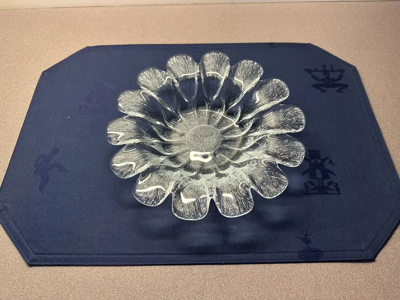 Billede 4 - Holmegaard ”Multi serie” med solsikke kant