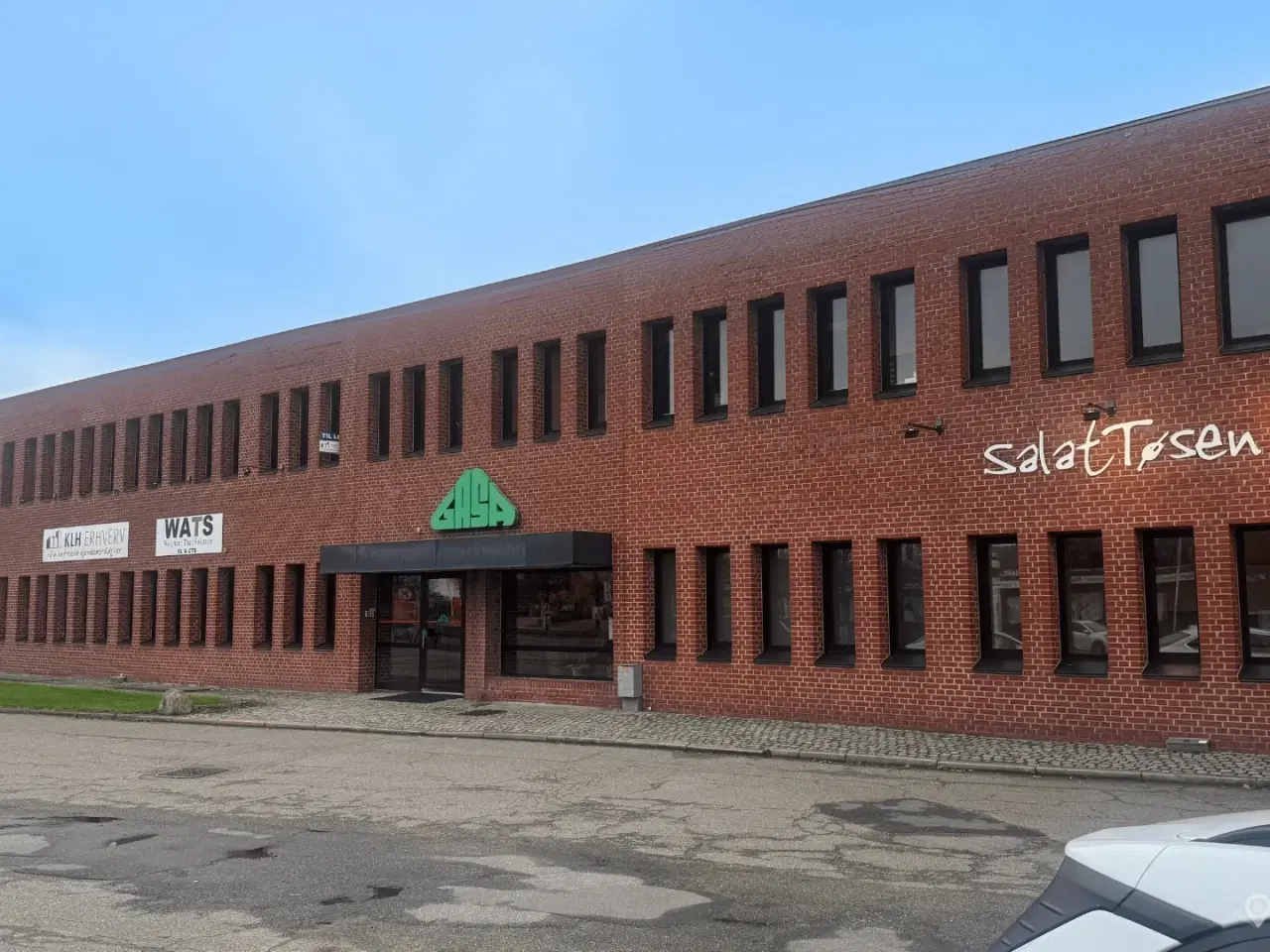 Billede 2 - 46 m² kontor ved Vejlevej – høj synlighed & gratis parkering