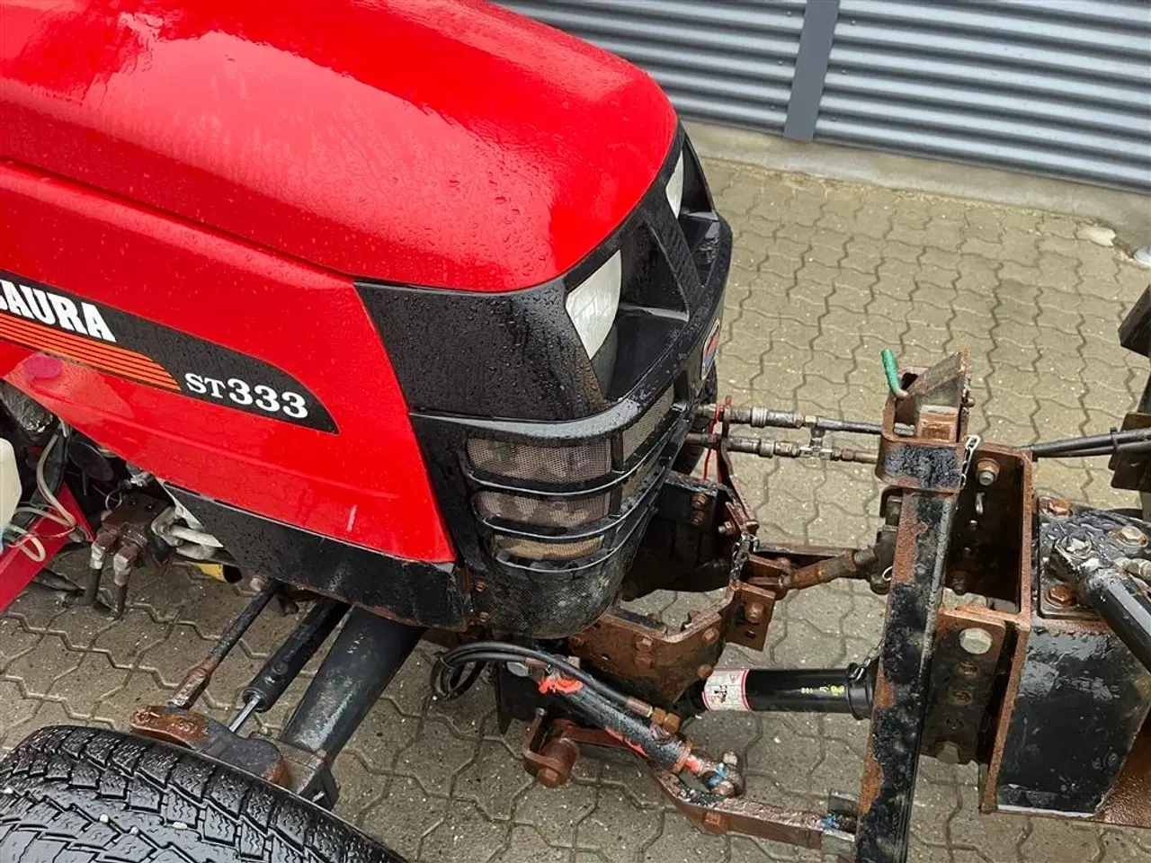 Billede 4 - Shibaura ST330 med kost og salter