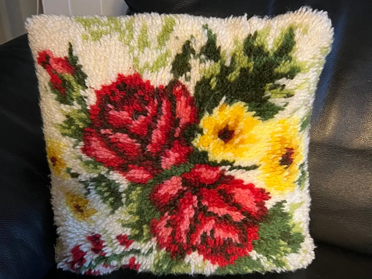 Billede 3 - Retro rya pynte puder