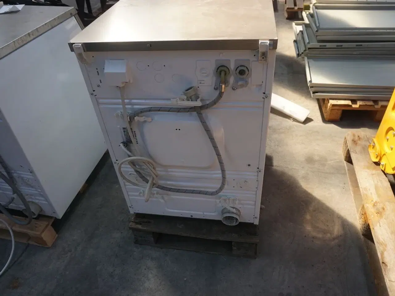 Billede 3 - Industrivaskemaskine MIELE PW6065+