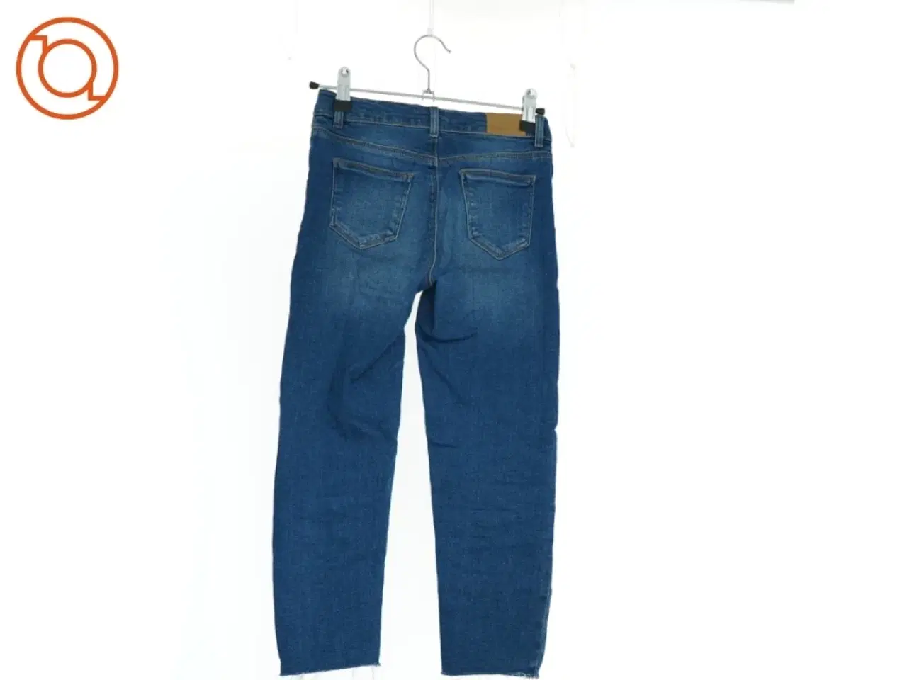Billede 2 - Jeans (str. 134 cm)