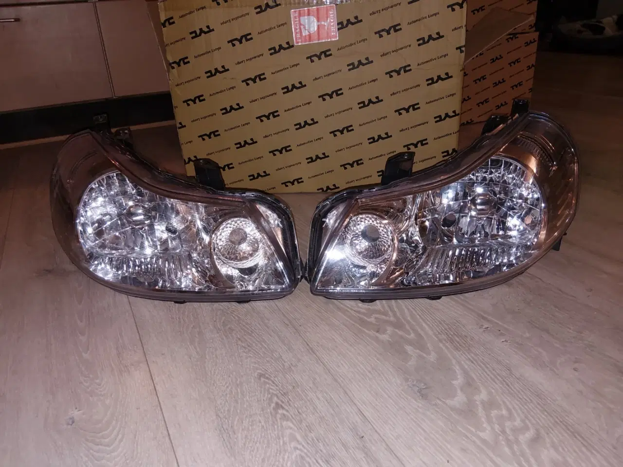 Billede 1 - Suzuki SX4 forlygter