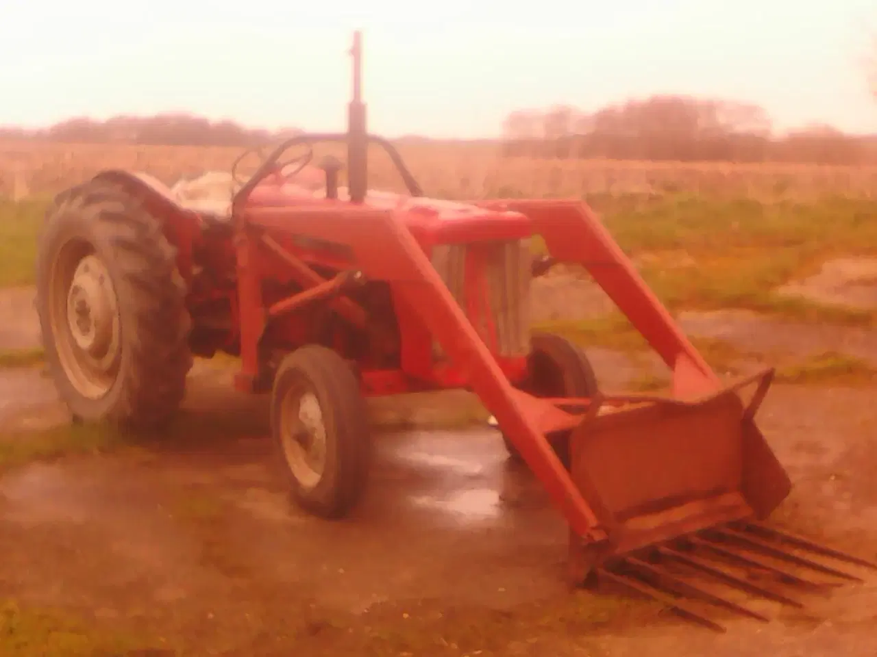 Billede 1 - International Traktor 