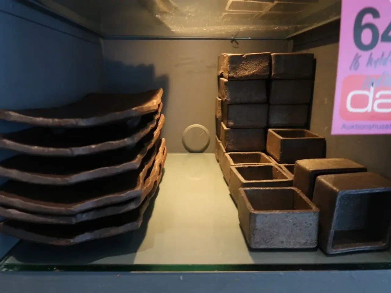 Billede 4 - 16 hylder med indhold