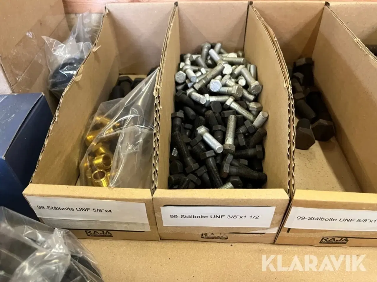 Billede 8 - Blandet lot bolte , lygter og remme