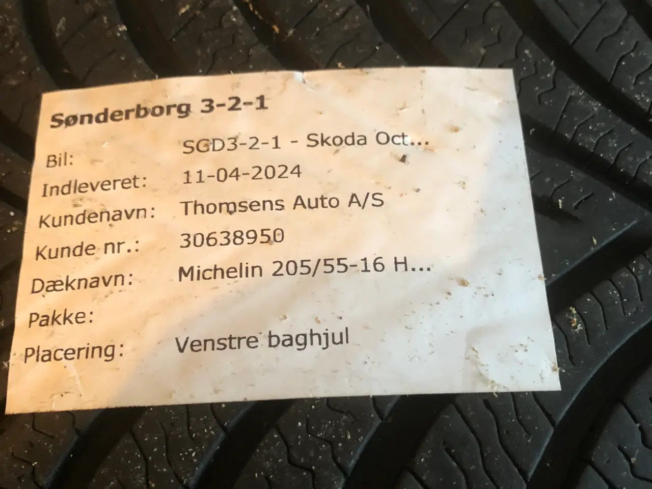 Billede 2 - Vinterdæk på fælge samt sommerdæk uden fælge