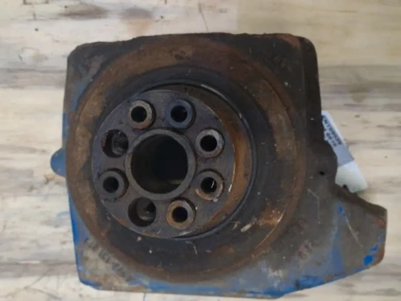 Billede 3 - Ford 6610 Holder R. 4472351219 APL325