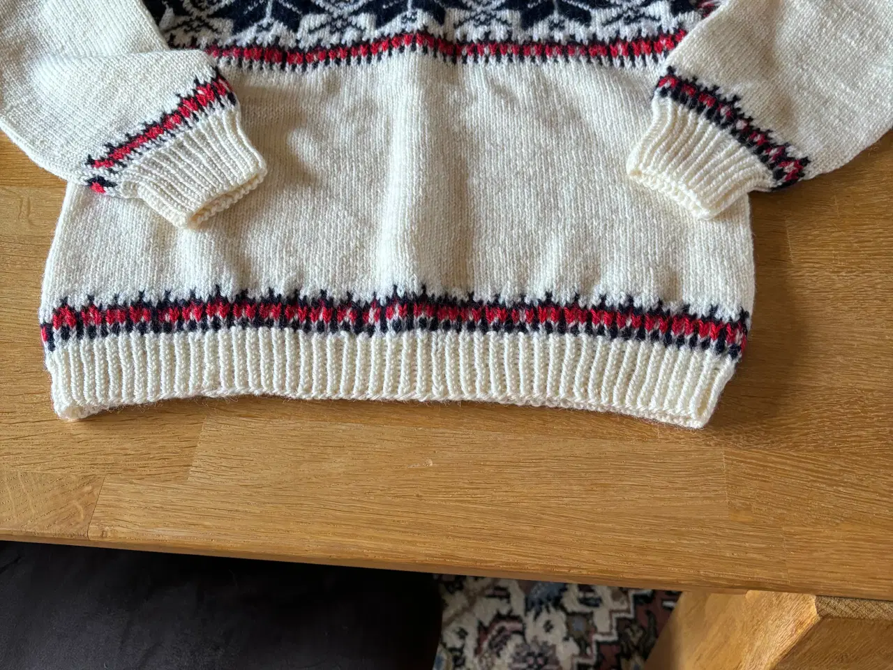 Billede 2 - Håndstrikket norsk sweater