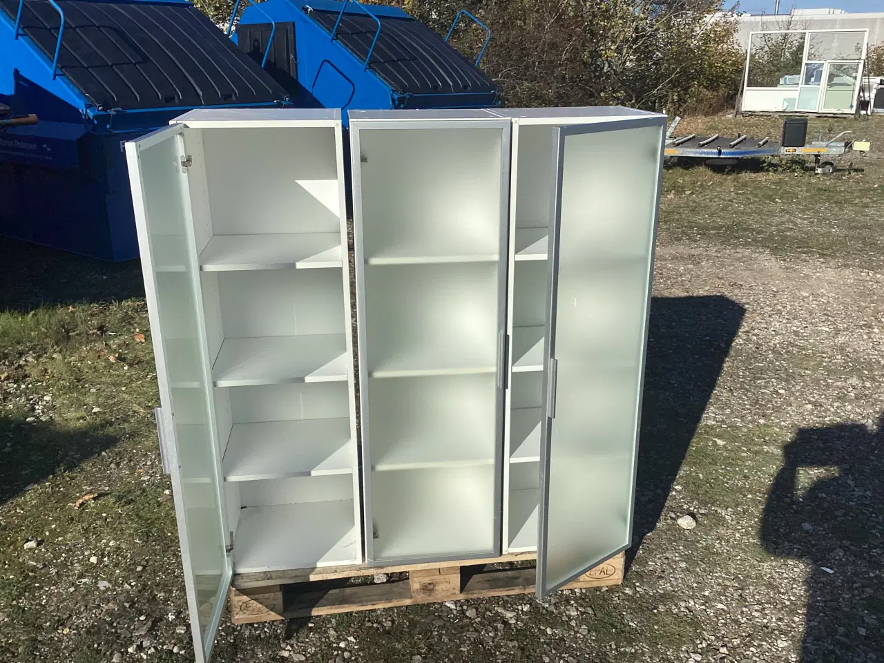 Billede 2 - Badeværelsemøbel