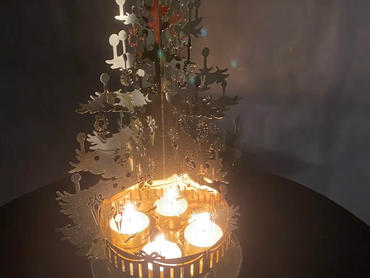 Billede 2 - Royal Copenhagen juletræ i messing med fod