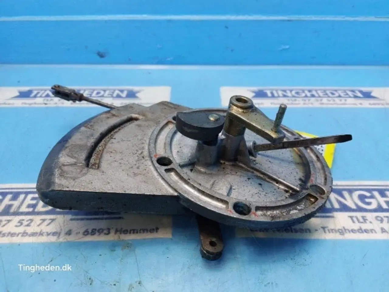 Billede 11 - Massey Ferguson 690 Dæksel Kontroller 1872648M92