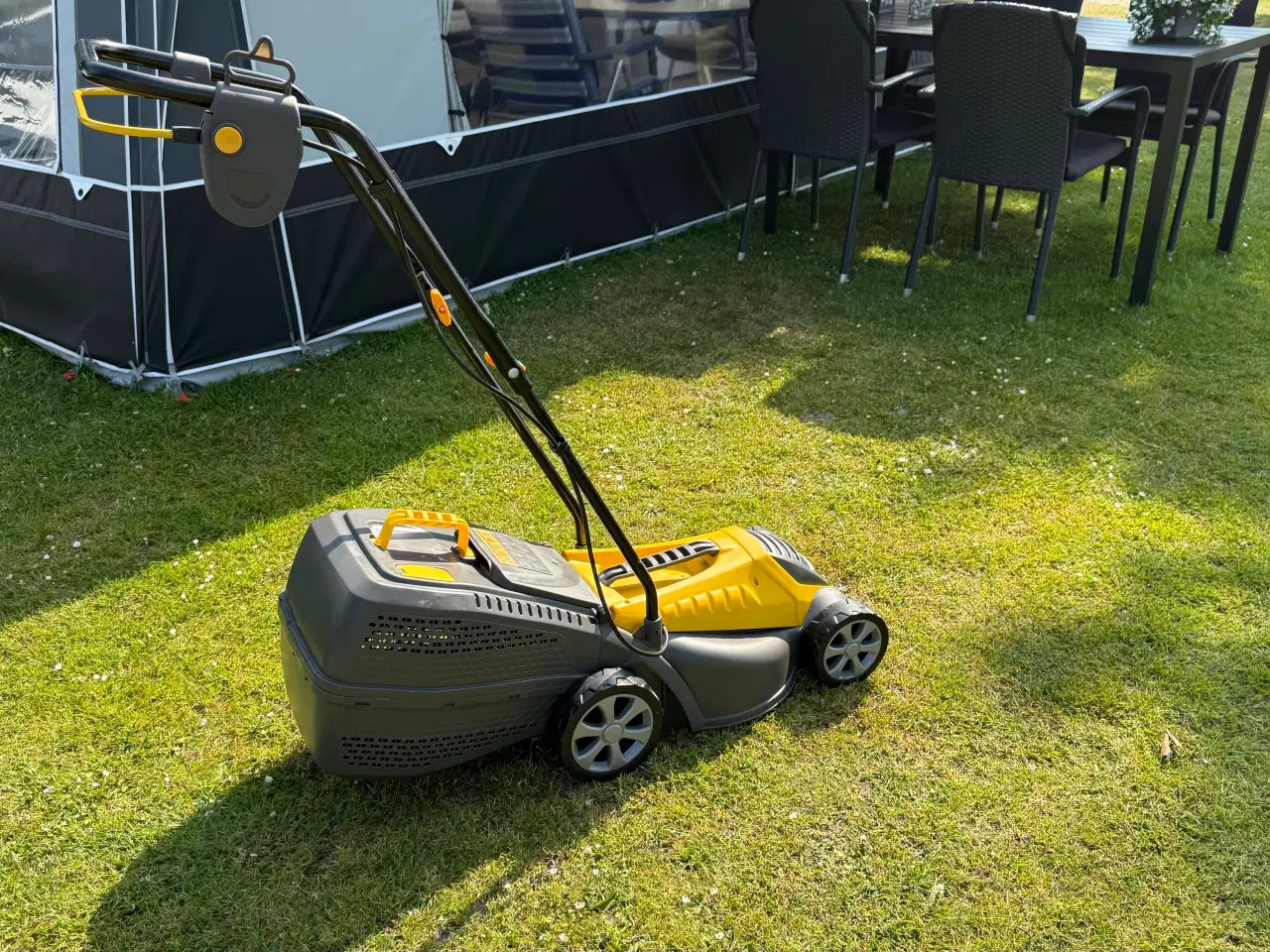 Billede 4 - El plæneklipper 220V