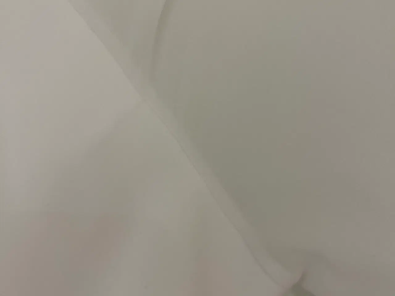 Billede 10 - Meget velholdt konfirmationskjole fra Lilly