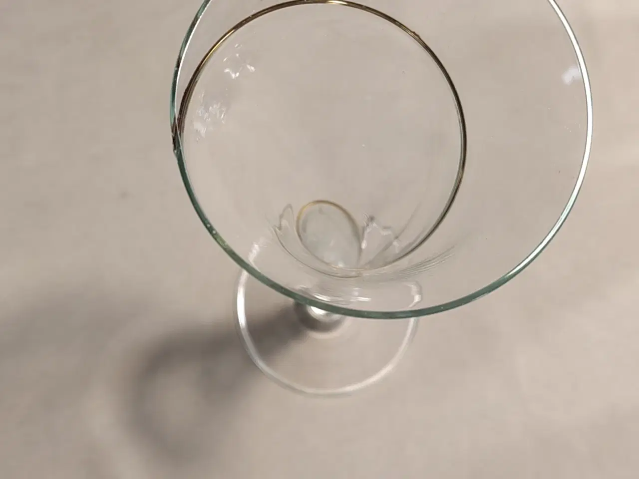 Billede 2 - Champagnefløjte / glas med guldkant