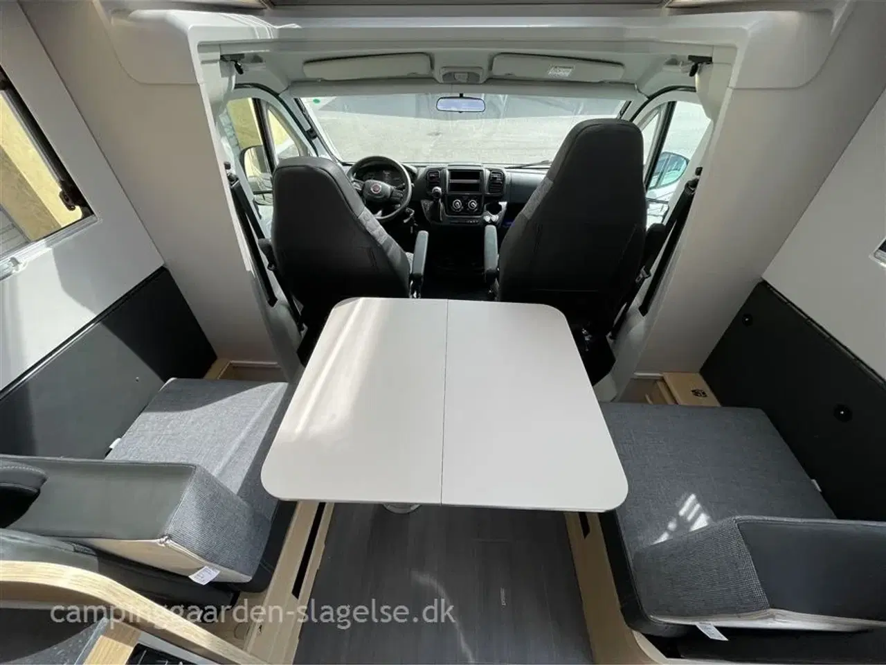 Billede 8 - 2024 - Adria Coral Plus 670 DL   AUTOMATGEAR
