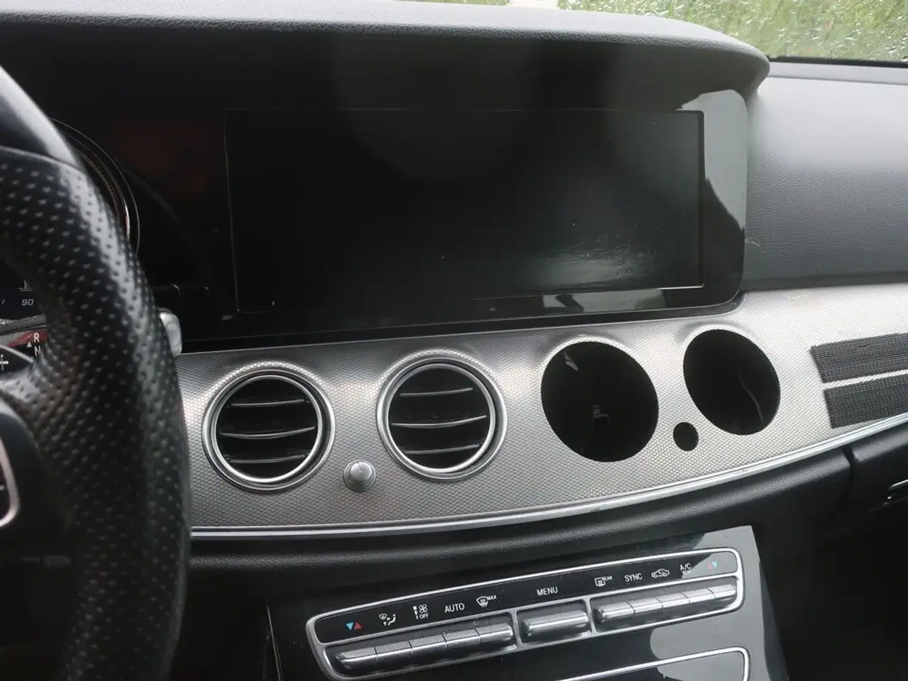 Billede 10 - Personbil MERCEDES E200d (momsfri) (uden afgift)