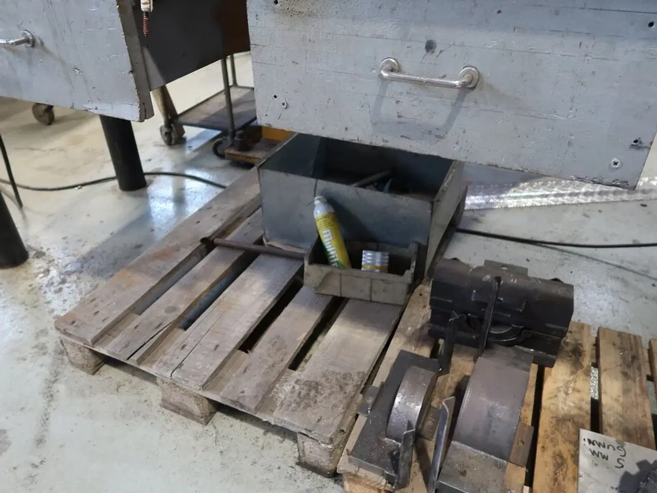 Billede 6 - Svejsebord med div. Værktøj og varelager